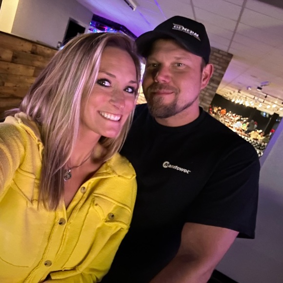 Meet your Posher, Cassandra - Picture 5 of 6